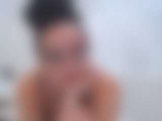 adafontaine18's Live Sex Cam Show