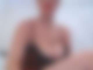 adafontaine18's Live Sex Cam Show