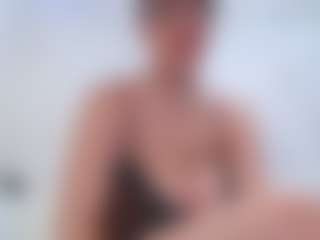 adafontaine18's Live Sex Cam Show