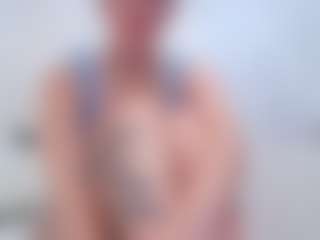 adafontaine18's Live Sex Cam Show
