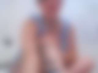 adafontaine18's Live Sex Cam Show