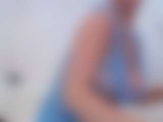 adafontaine18's Live Sex Cam Show