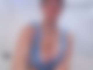adafontaine18's Live Sex Cam Show