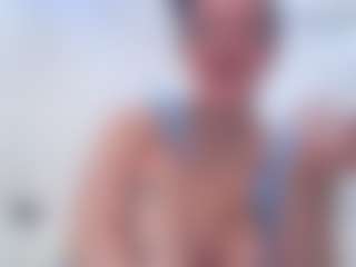 adafontaine18's Live Sex Cam Show