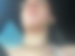 adafontaine18's Live Sex Cam Show