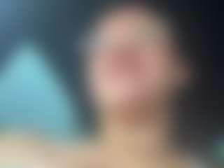 adafontaine18's Live Sex Cam Show