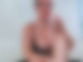 adafontaine18's Live Sex Cam Show