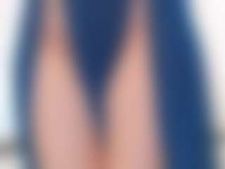 adafontaine18's Live Sex Cam Show