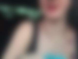adafontaine18's Live Sex Cam Show