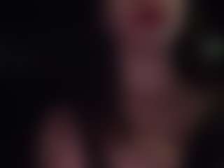 adafontaine18's Live Sex Cam Show