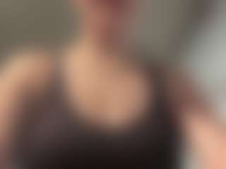 adafontaine18's Live Sex Cam Show