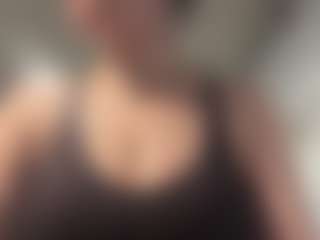 adafontaine18's Live Sex Cam Show