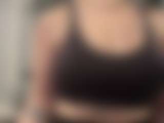 adafontaine18's Live Sex Cam Show