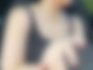 adafontaine18's Live Sex Cam Show