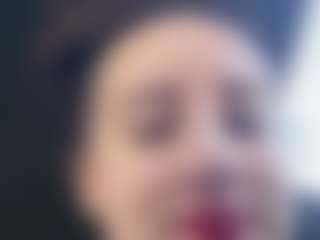adafontaine18's Live Sex Cam Show