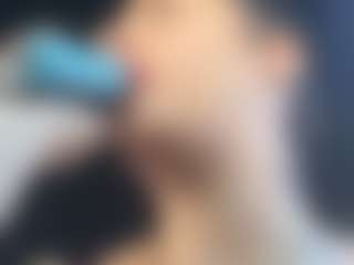 adafontaine18's Live Sex Cam Show