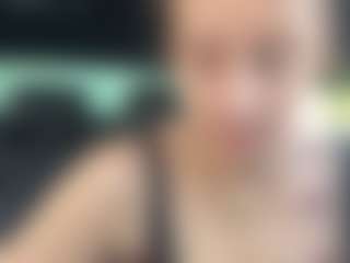 adafontaine18's Live Sex Cam Show