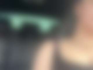 adafontaine18's Live Sex Cam Show