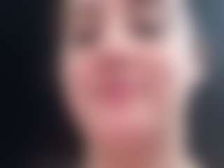 adafontaine18's Live Sex Cam Show