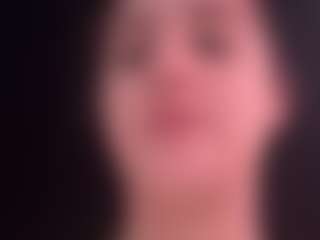 adafontaine18's Live Sex Cam Show