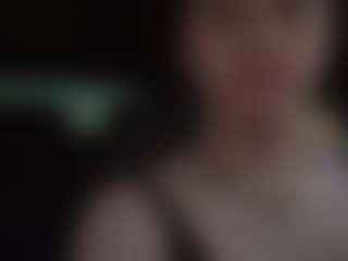 adafontaine18's Live Sex Cam Show