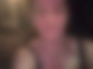 adafontaine18's Live Sex Cam Show