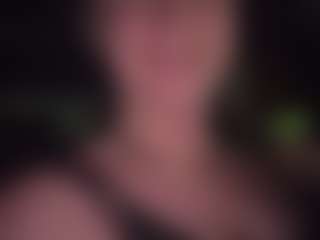 adafontaine18's Live Sex Cam Show
