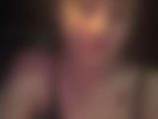 adafontaine18's Live Sex Cam Show