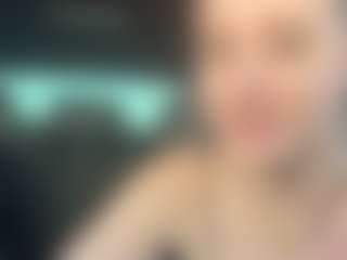 adafontaine18's Live Sex Cam Show