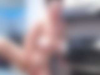 adafontaine18's Live Sex Cam Show