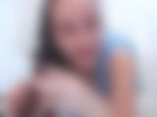 adafontaine18's Live Sex Cam Show