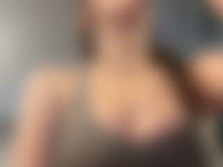 adafontaine18's Live Sex Cam Show
