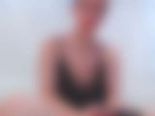 adafontaine18's Live Sex Cam Show