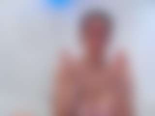 adafontaine18's Live Sex Cam Show