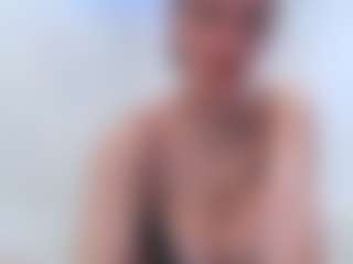 adafontaine18's Live Sex Cam Show