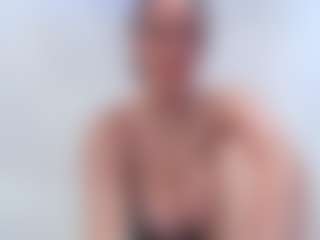 adafontaine18's Live Sex Cam Show