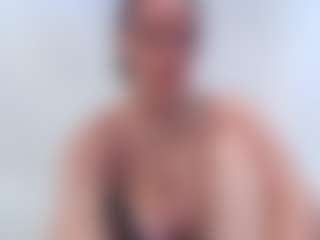 adafontaine18's Live Sex Cam Show