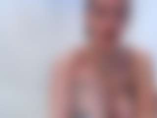 adafontaine18's Live Sex Cam Show