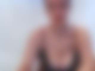adafontaine18's Live Sex Cam Show