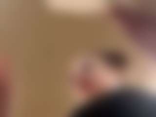 adafontaine18's Live Sex Cam Show