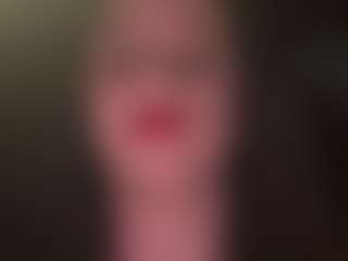 adafontaine18's Live Sex Cam Show