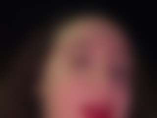 adafontaine18's Live Sex Cam Show