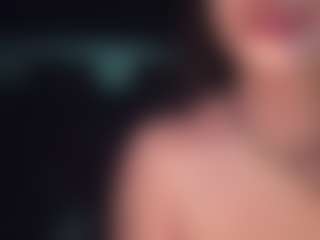 adafontaine18's Live Sex Cam Show