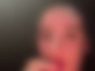 adafontaine18's Live Sex Cam Show