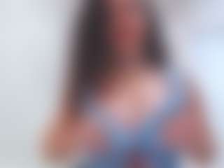adafontaine18's Live Sex Cam Show