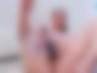 adafontaine18's Live Sex Cam Show
