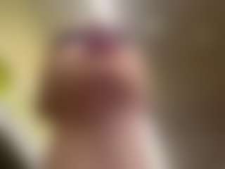 adafontaine18's Live Sex Cam Show