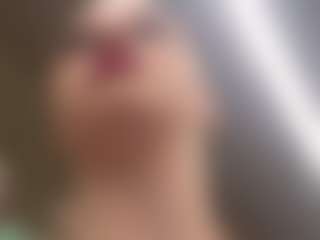adafontaine18's Live Sex Cam Show