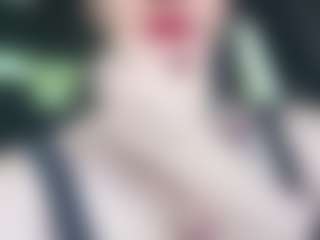 adafontaine18's Live Sex Cam Show