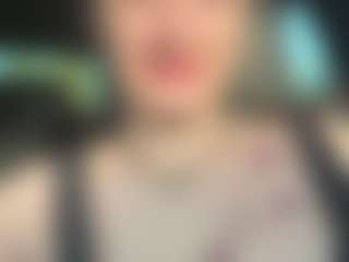 adafontaine18's Live Sex Cam Show